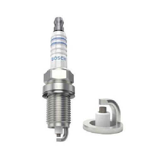 Original BOSCH Zündkerze 0 242 229 699 für Alfa Romeo Chevrolet Fiat Opel Saab