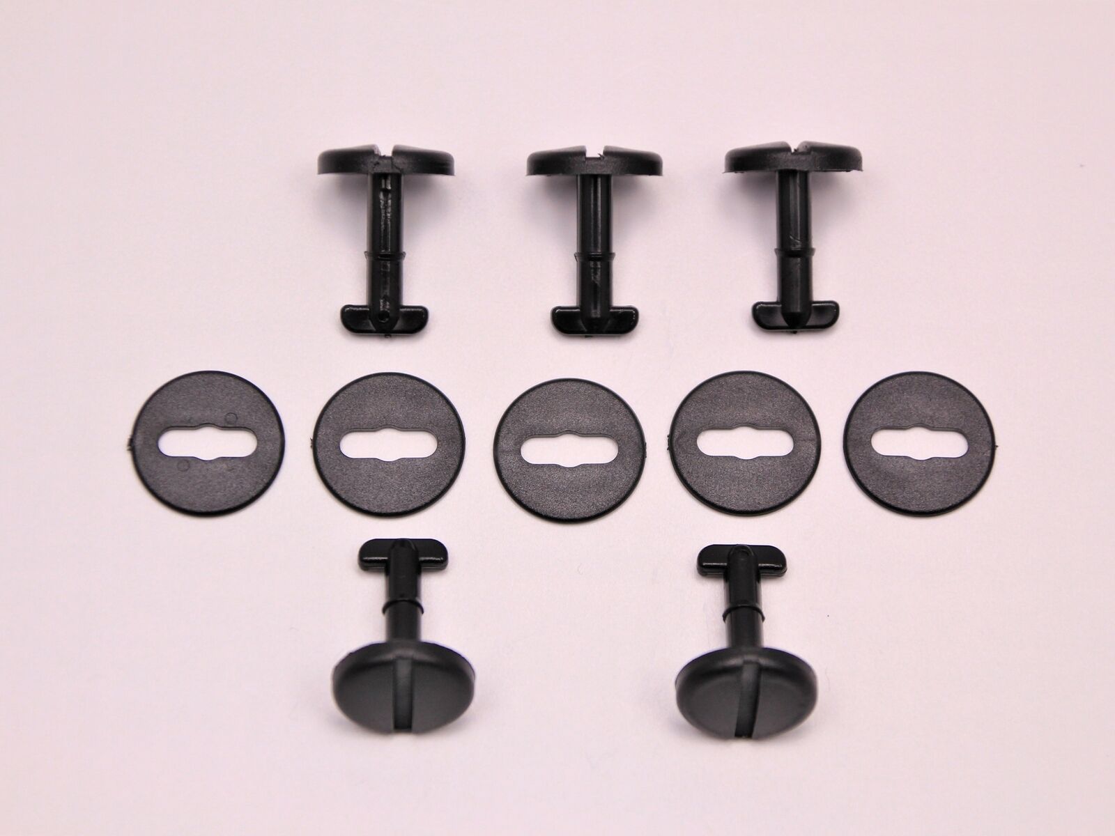 5x Fußmatten Drehverschluss + Sicherungsscheibe Clips BMW 82119410191 5x Fußmatten Drehverschluss + Sicherungsscheibe Clips BMW 82119410191