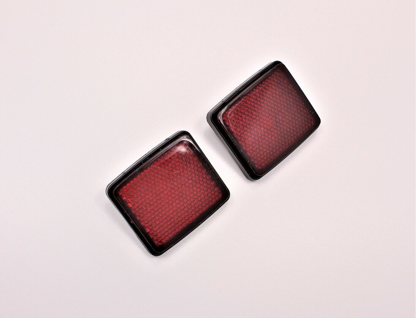 2x ORIGINAL VEGO RÜCKSTRAHLER REFLEKTOR RÜCKLEUCHTE ROT HINTEN 1388231080