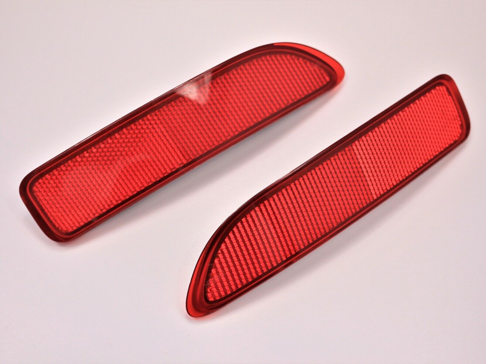 2 STÜCK RÜCKSTRAHLER REFLEKTOR LEUCHTE ROT HINTEN für DACIA DOKKER LODGY LOGAN